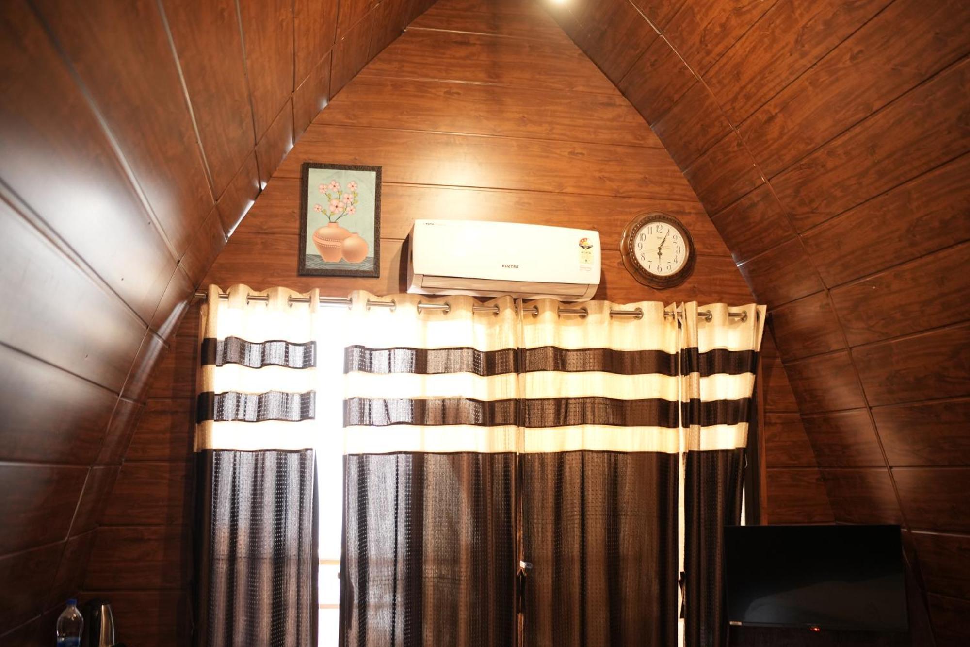 Samadhan Resort And Boating Pune Bagian luar foto